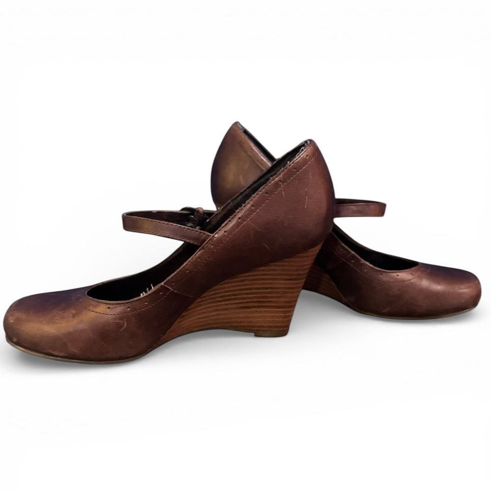 Vintage Steve Madden Brown Leather Mary Jane Pumps with Straps - Picture 5 of 7